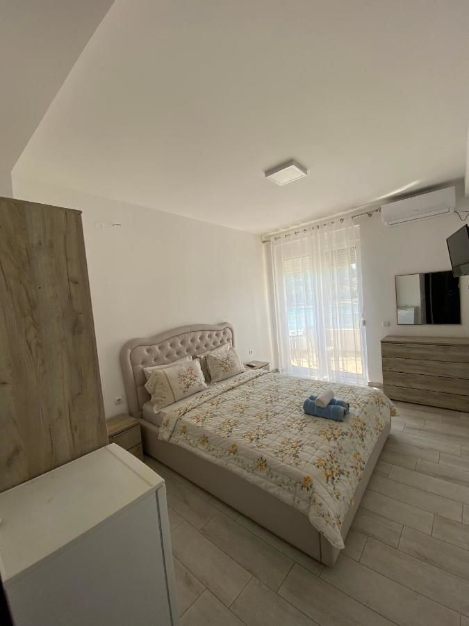 Апарт-отели Seafront Apartments Улцинь